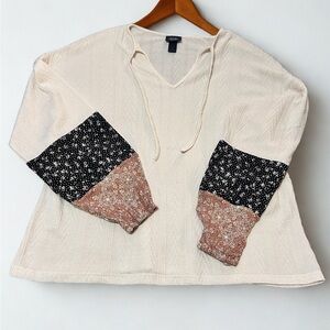Daytrip Cream Blouse with Black and Brown Accents
